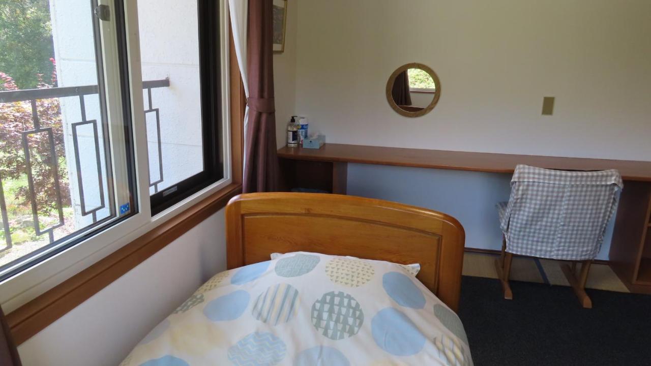 Coro Coro Guest House Biei Exterior photo